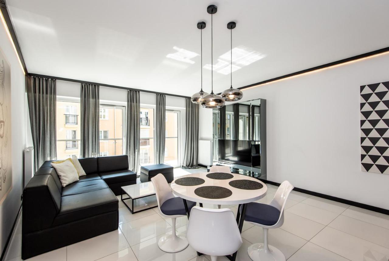 Super-Apartamenty Presidential Suite Poznan Exterior photo