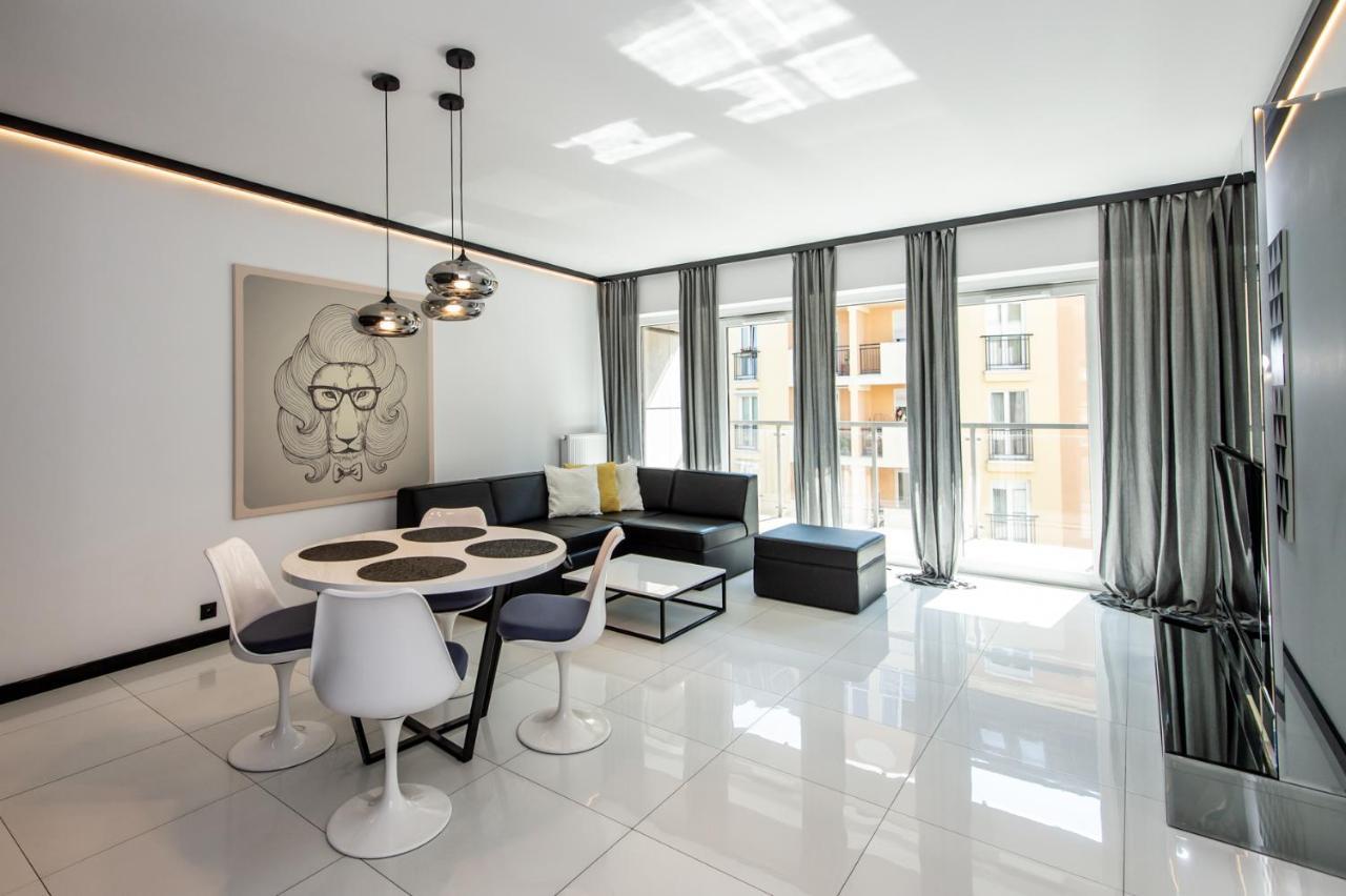Super-Apartamenty Presidential Suite Poznan Exterior photo