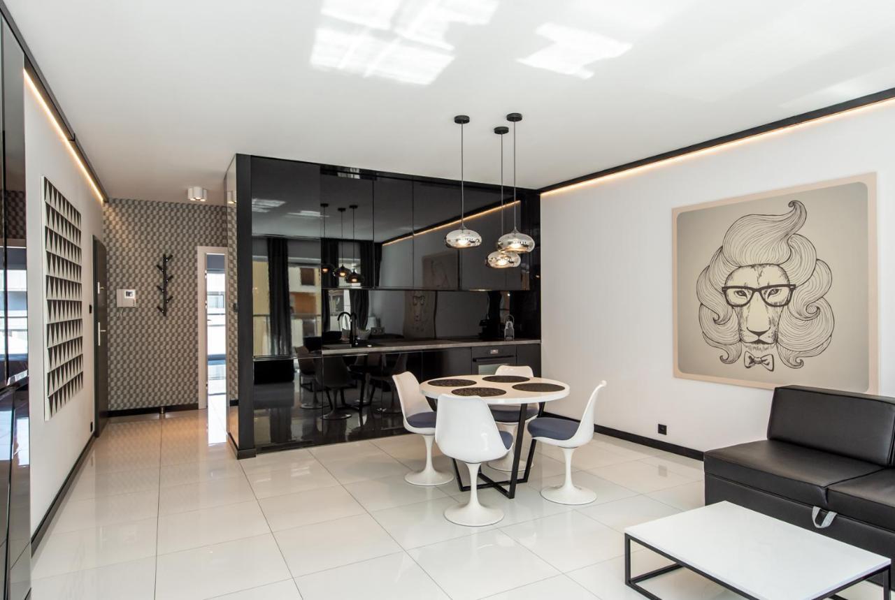 Super-Apartamenty Presidential Suite Poznan Exterior photo