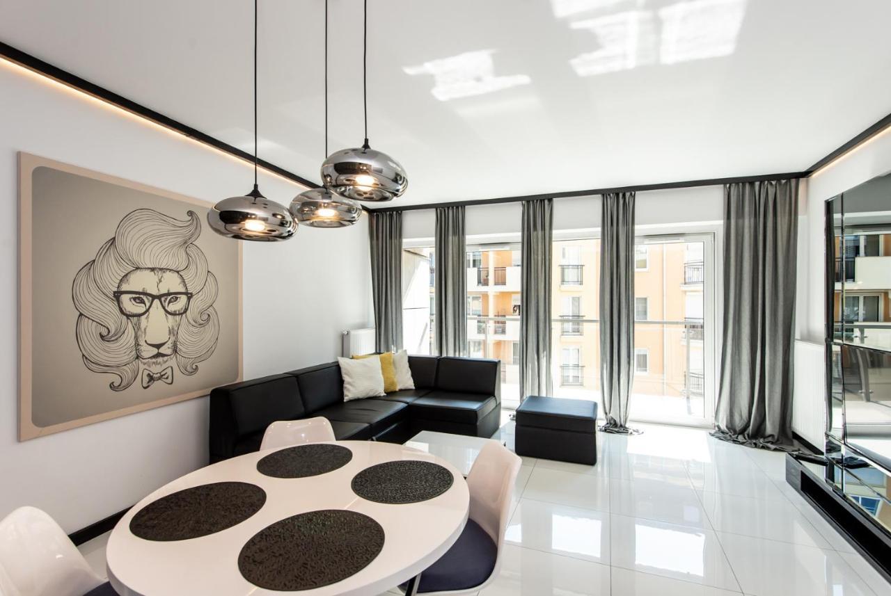 Super-Apartamenty Presidential Suite Poznan Exterior photo