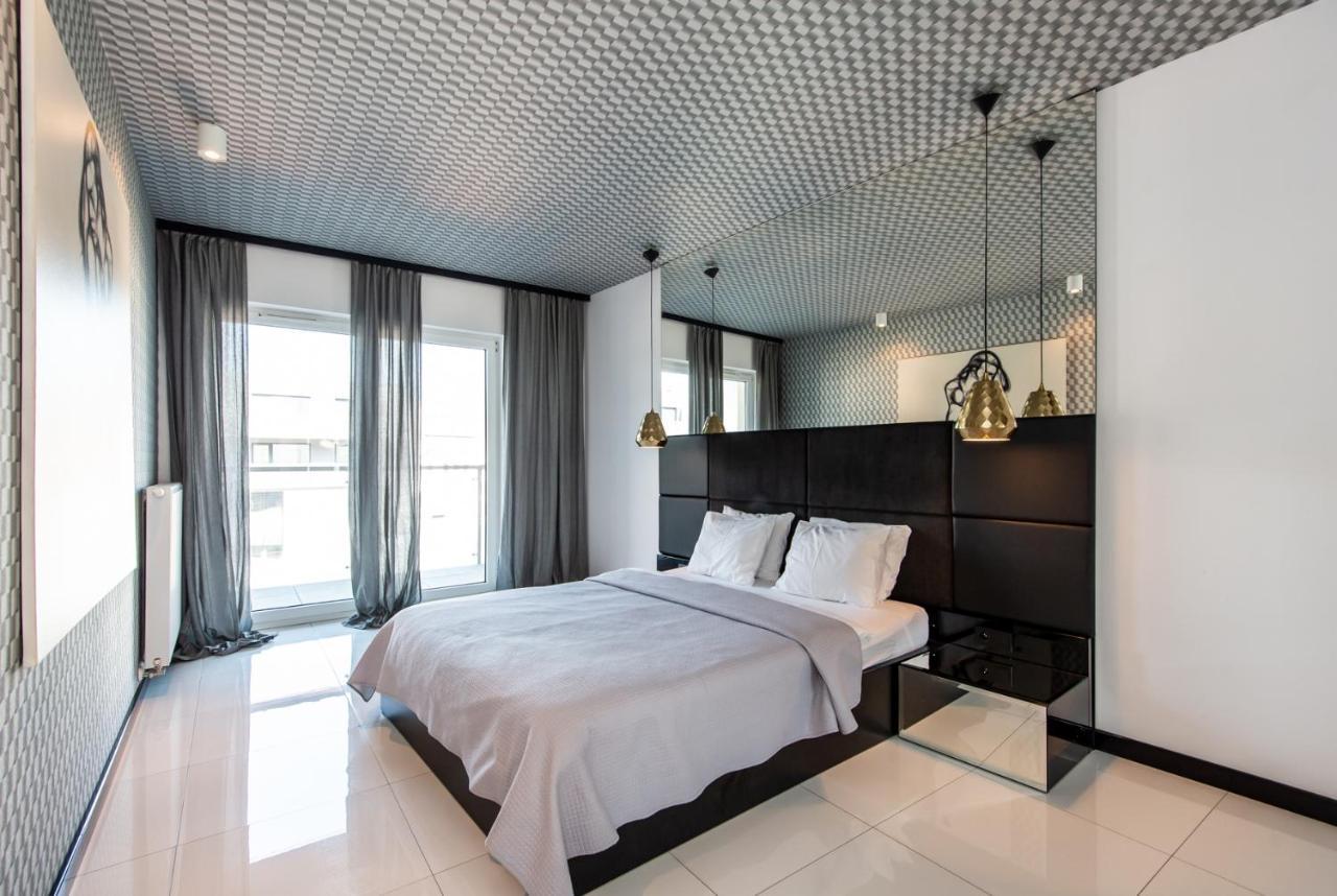 Super-Apartamenty Presidential Suite Poznan Exterior photo