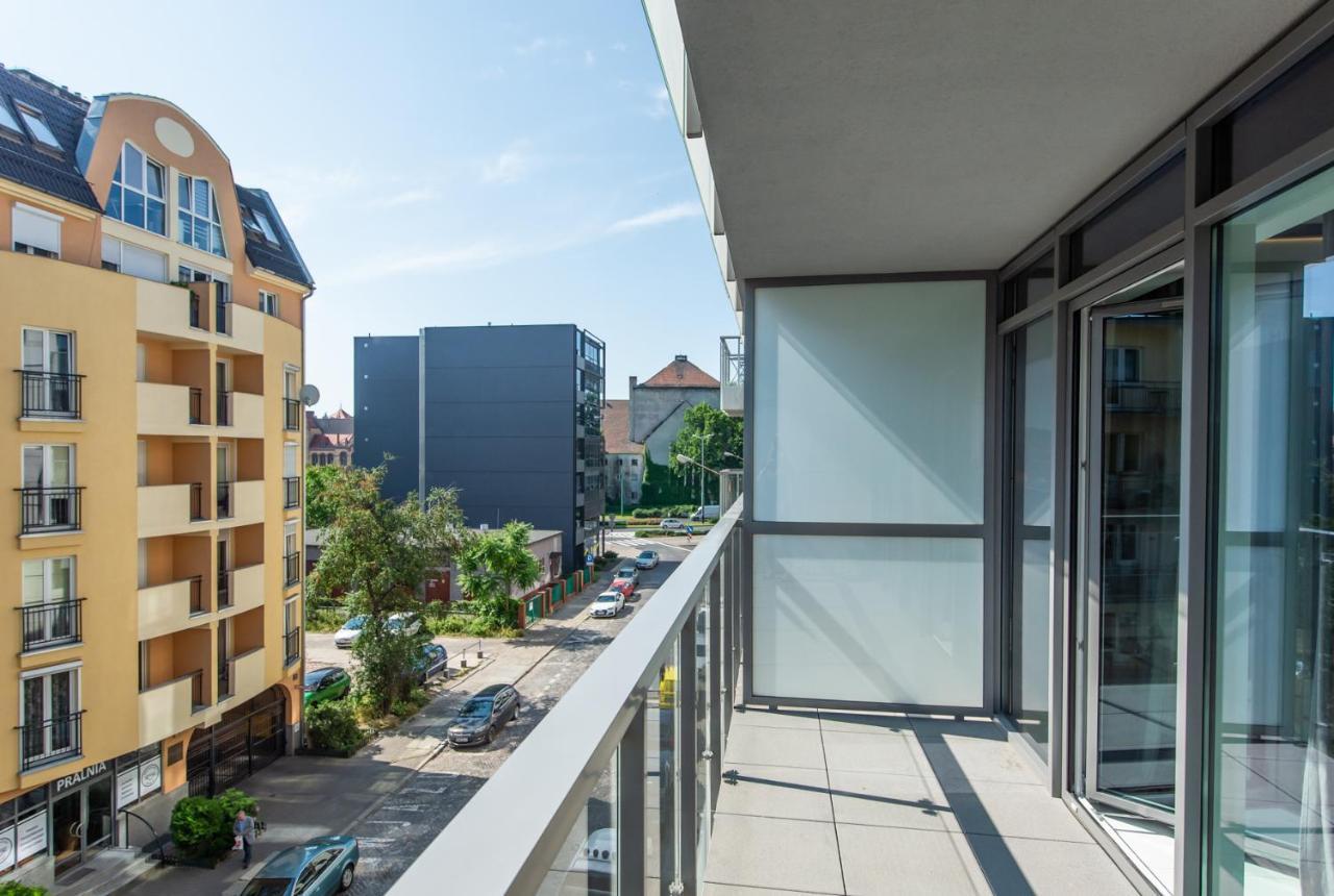 Super-Apartamenty Presidential Suite Poznan Exterior photo